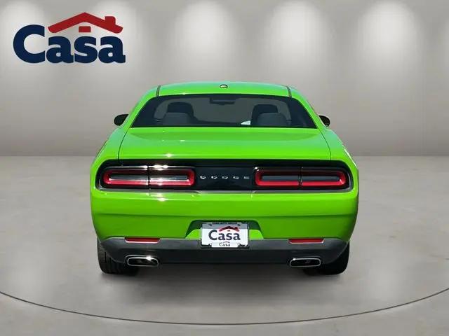 2017 Dodge Challenger SXT
