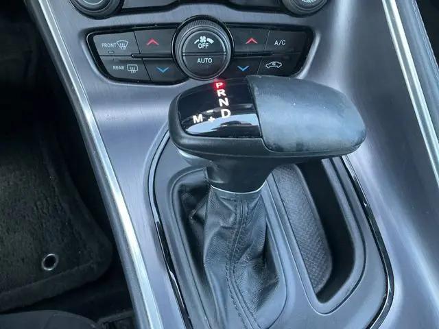 2017 Dodge Challenger SXT