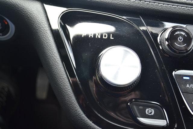 2025 Chrysler Pacifica Hybrid Select