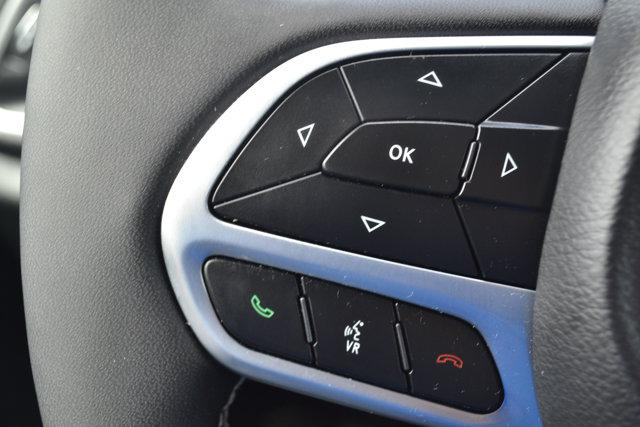 2025 Chrysler Pacifica Hybrid Select