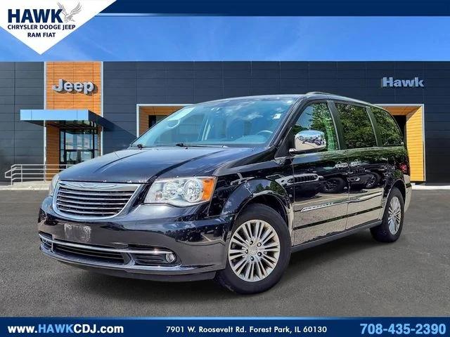 2016 Chrysler Town & Country Touring-L Anniversary Edition for sale in Forest Park, IL