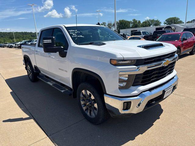 2024 Chevrolet Silverado 2500HD 4WD Crew Cab Standard Bed LT for sale in Fort Madison, IA
