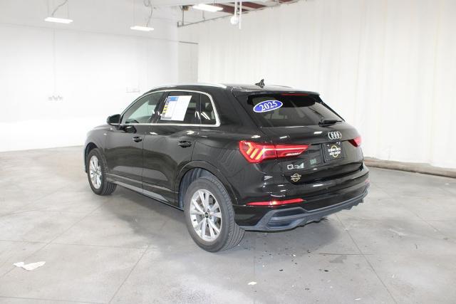 2025 Audi Q3 Premium 45 TFSI S line quattro Tiptronic