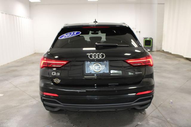 2025 Audi Q3 Premium 45 TFSI S line quattro Tiptronic