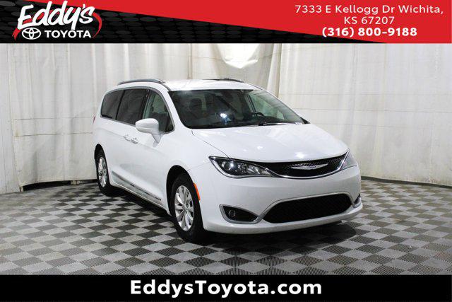 2018 Chrysler Pacifica Touring L for sale in Wichita, KS