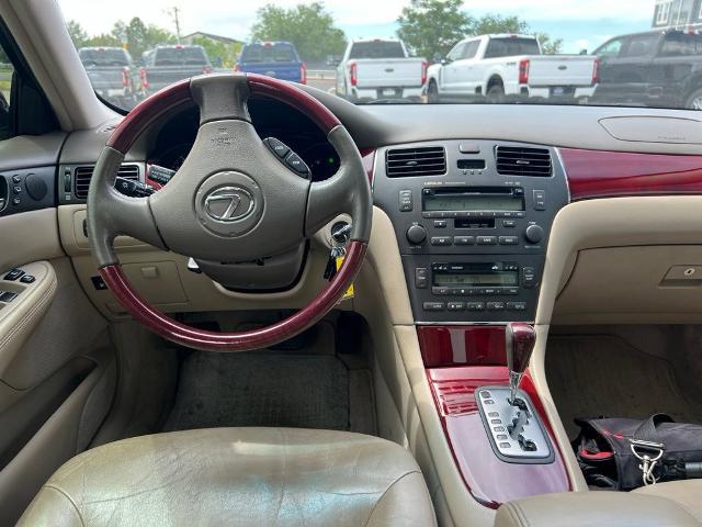 2002 Lexus ES 300 Base