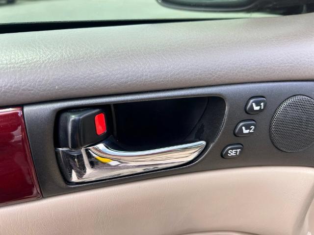 2002 Lexus ES 300 Base
