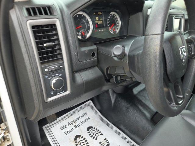 2023 Ram 1500 Classic Tradesman Crew Cab 4x4 64 Box