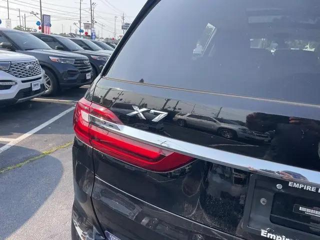 2021 BMW X7 xDrive40i