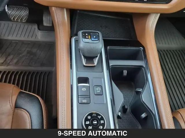 2022 Nissan Pathfinder Platinum 4WD