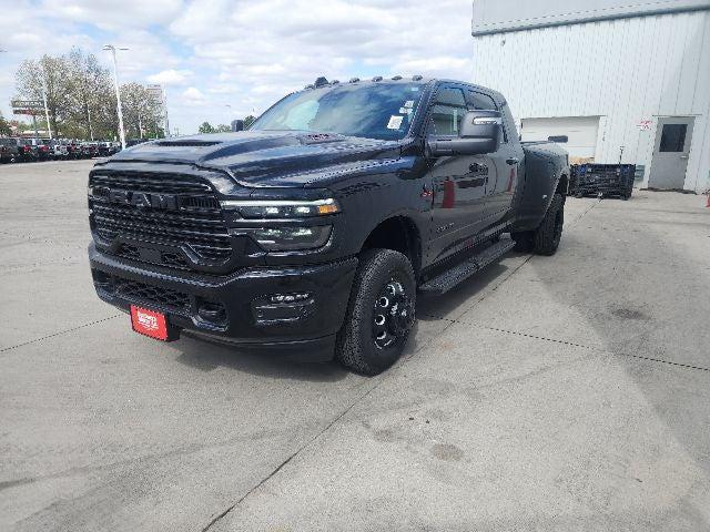 2026 RAM Ram 3500 RAM 3500 LARAMIE MEGA CAB 4X4 64 BOX