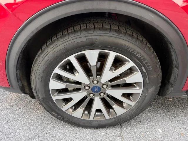 2020 Ford Escape Titanium Hybrid