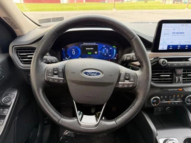 2020 Ford Escape Titanium Hybrid