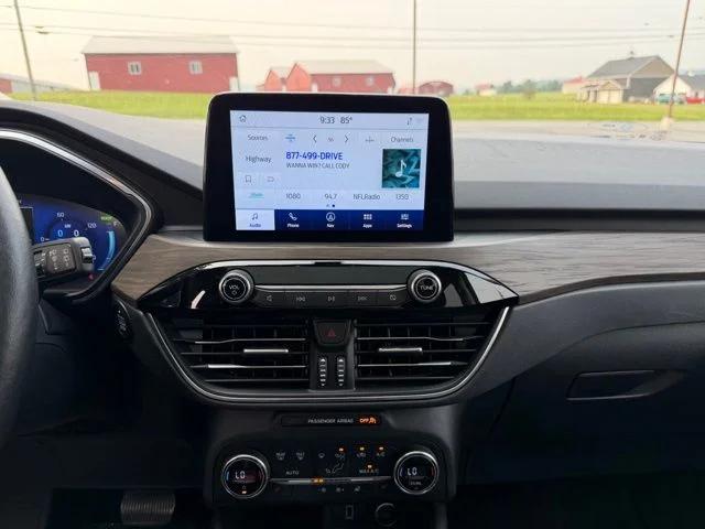 2020 Ford Escape Titanium Hybrid