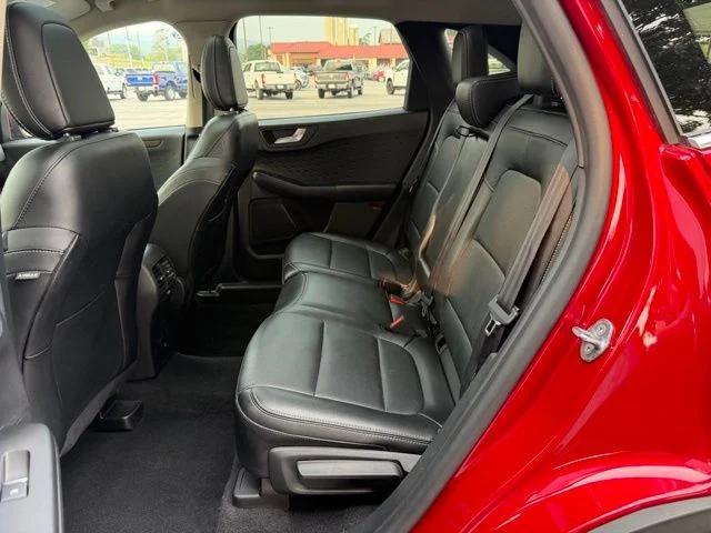 2020 Ford Escape Titanium Hybrid