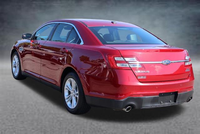 2018 Ford Taurus SEL