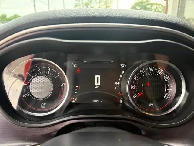 2017 Dodge Challenger SXT