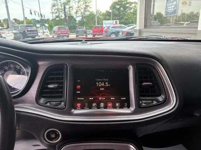 2017 Dodge Challenger SXT