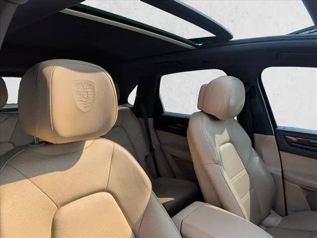 2020 Porsche Cayenne Cayenne