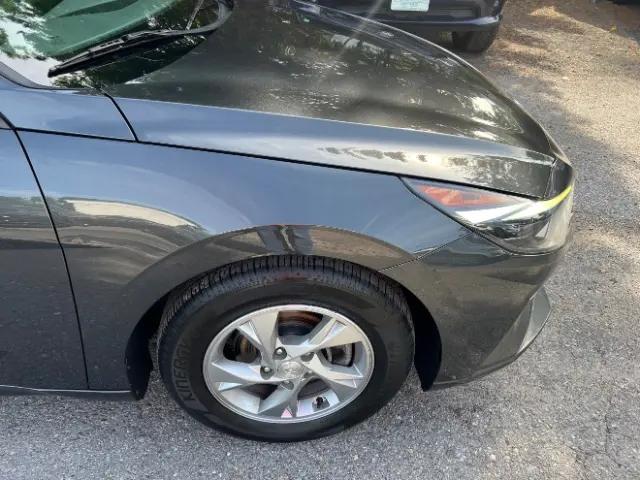 2023 Hyundai Elantra SE