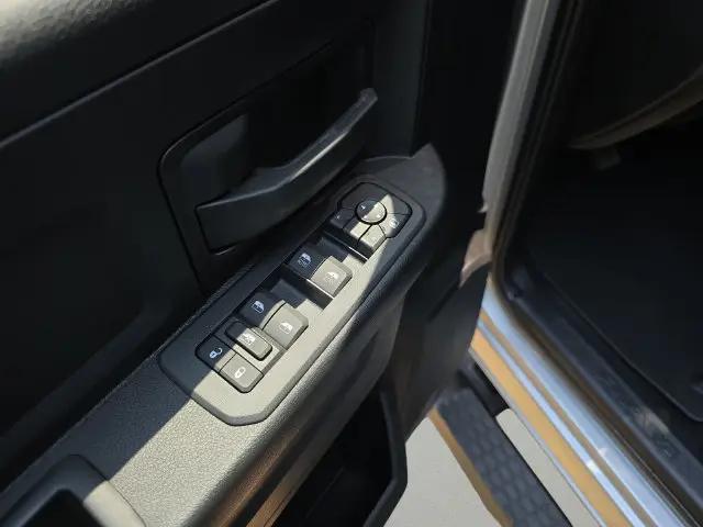 2026 Ram 3500 Tradesman Crew Cab 4x4 8 Box