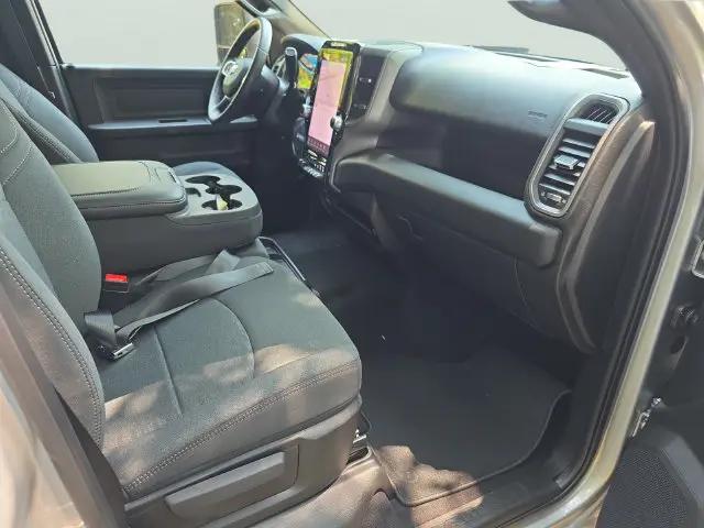2026 Ram 3500 Tradesman Crew Cab 4x4 8 Box