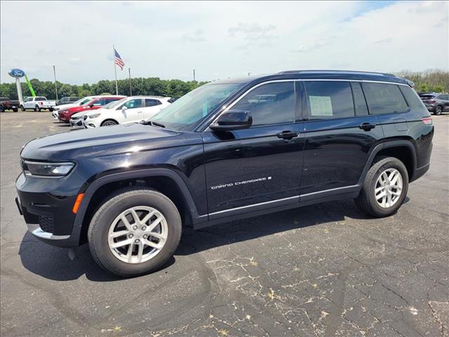 2023 Jeep Grand Cherokee L Laredo 4x4 for sale in Reedsburg, WI
