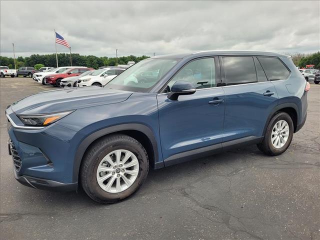 2024 Toyota Grand Highlander XLE for sale in Reedsburg, WI