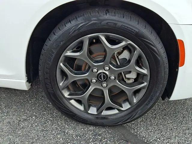 2015 Chrysler 300 300S