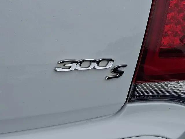 2015 Chrysler 300 300S