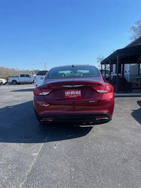 2016 Chrysler 200 S