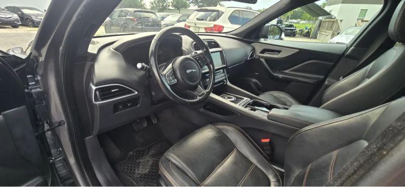 2017 Jaguar F-PACE 35t Prestige