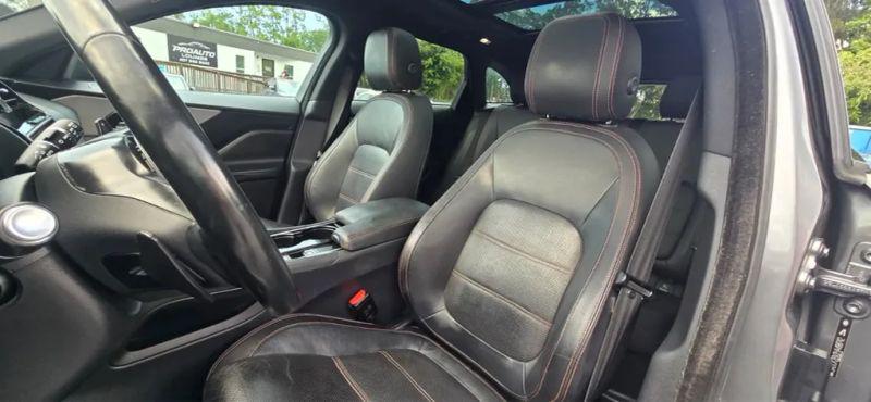 2017 Jaguar F-PACE 35t Prestige