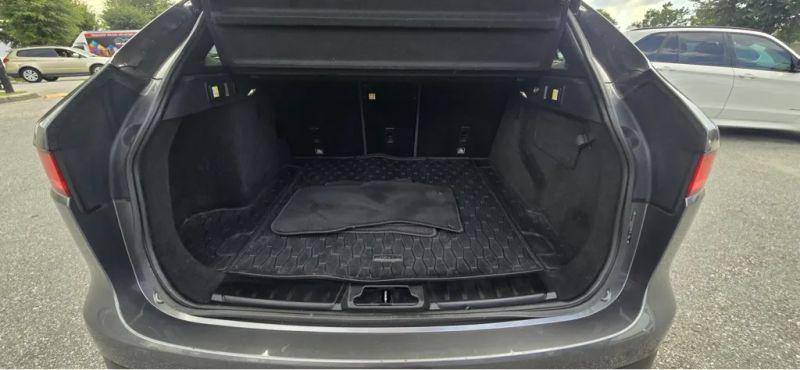 2017 Jaguar F-PACE 35t Prestige
