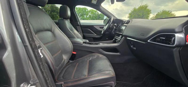 2017 Jaguar F-PACE 35t Prestige