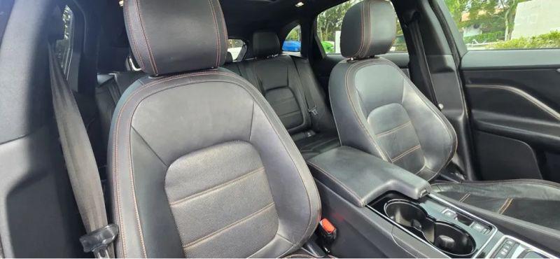 2017 Jaguar F-PACE 35t Prestige