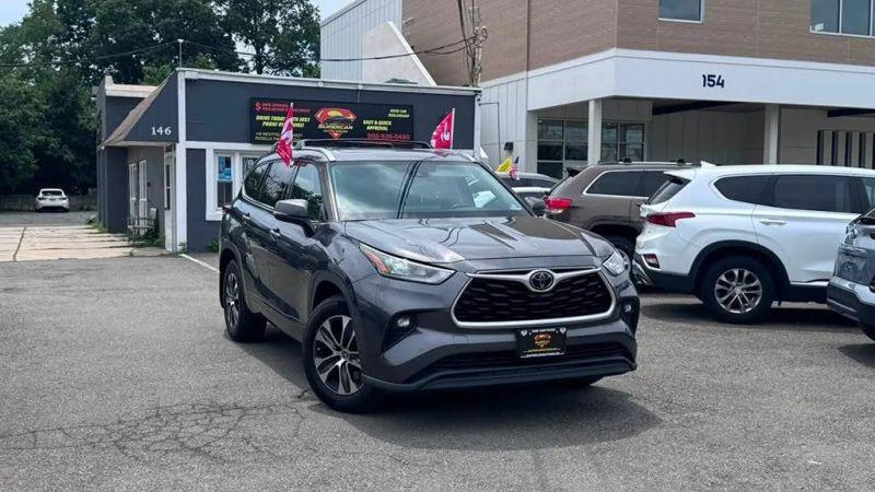 2020 Toyota Highlander XLE for sale in Roselle Park, NJ