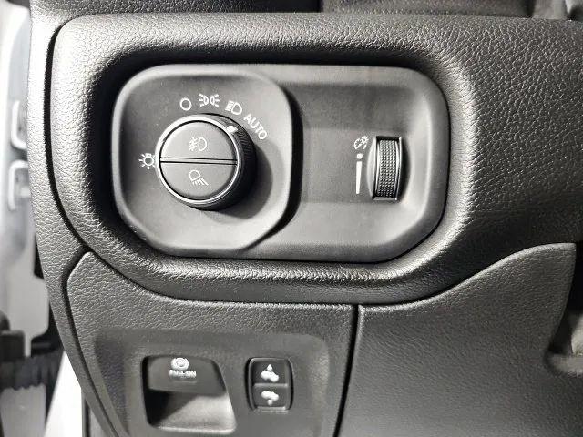 2023 Ram 1500 Big Horn Crew Cab 4x4 64 Box