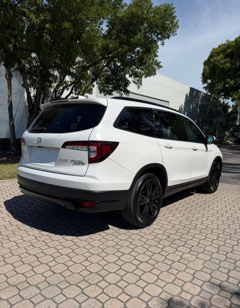 2021 Honda Pilot AWD Black Edition