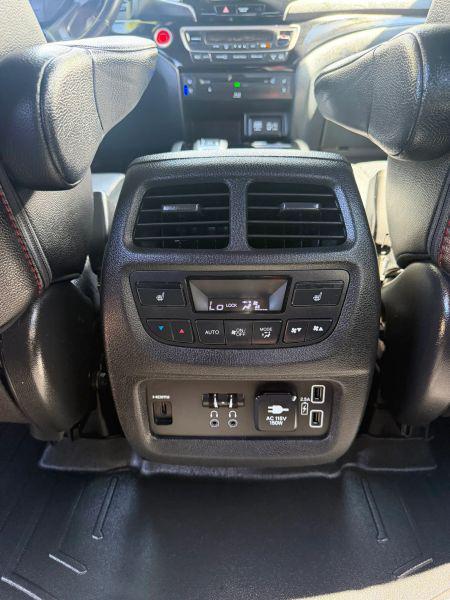 2021 Honda Pilot AWD Black Edition