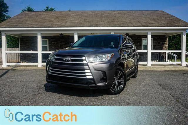 2019 Toyota Highlander LE for sale in Woodstock, GA