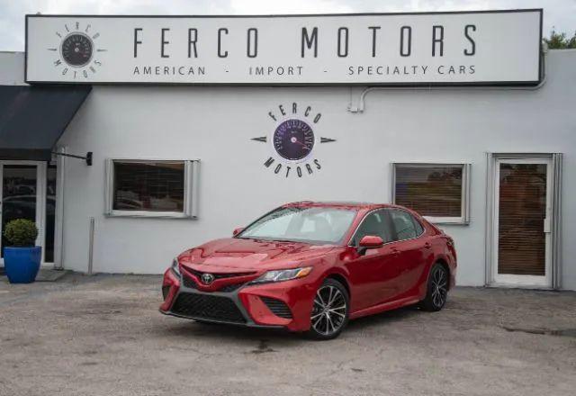 2019 Toyota Camry SE for sale in Miami, FL