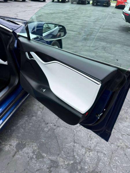 2017 Tesla Model S 75D