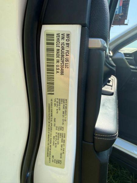 2023 Jeep Grand Cherokee Limited 4x2