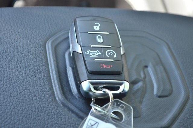 2026 Ram 1500 Laramie Crew Cab 4x4 57 Box