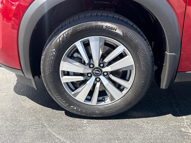 2023 Nissan Pathfinder SL FWD