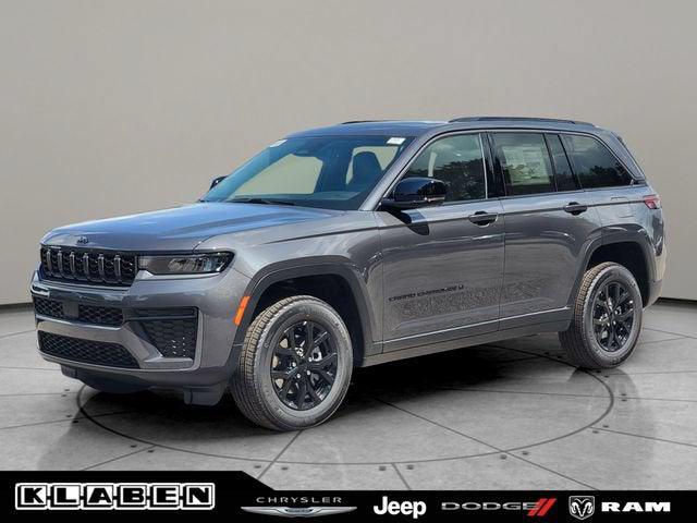 2026 Jeep Grand Cherokee GRAND CHEROKEE LAREDO ALTITUDE 4X4 2026 Jeep Grand Cherokee GRAND CHEROKEE LAREDO ALTITUDE 4X4