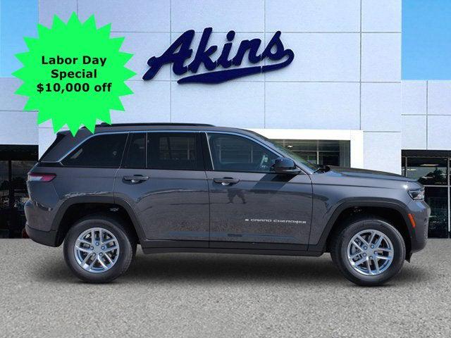 2026 Jeep Grand Cherokee GRAND CHEROKEE LAREDO X 4X2