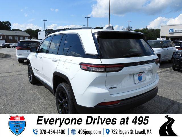 2026 Jeep Grand Cherokee GRAND CHEROKEE LAREDO ALTITUDE 4X4