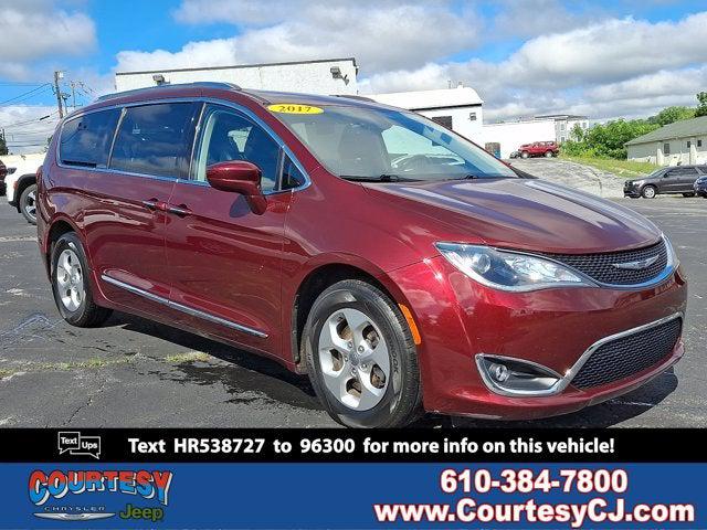 2017 Chrysler Pacifica Touring-L Plus 2017 Chrysler Pacifica Touring-L Plus